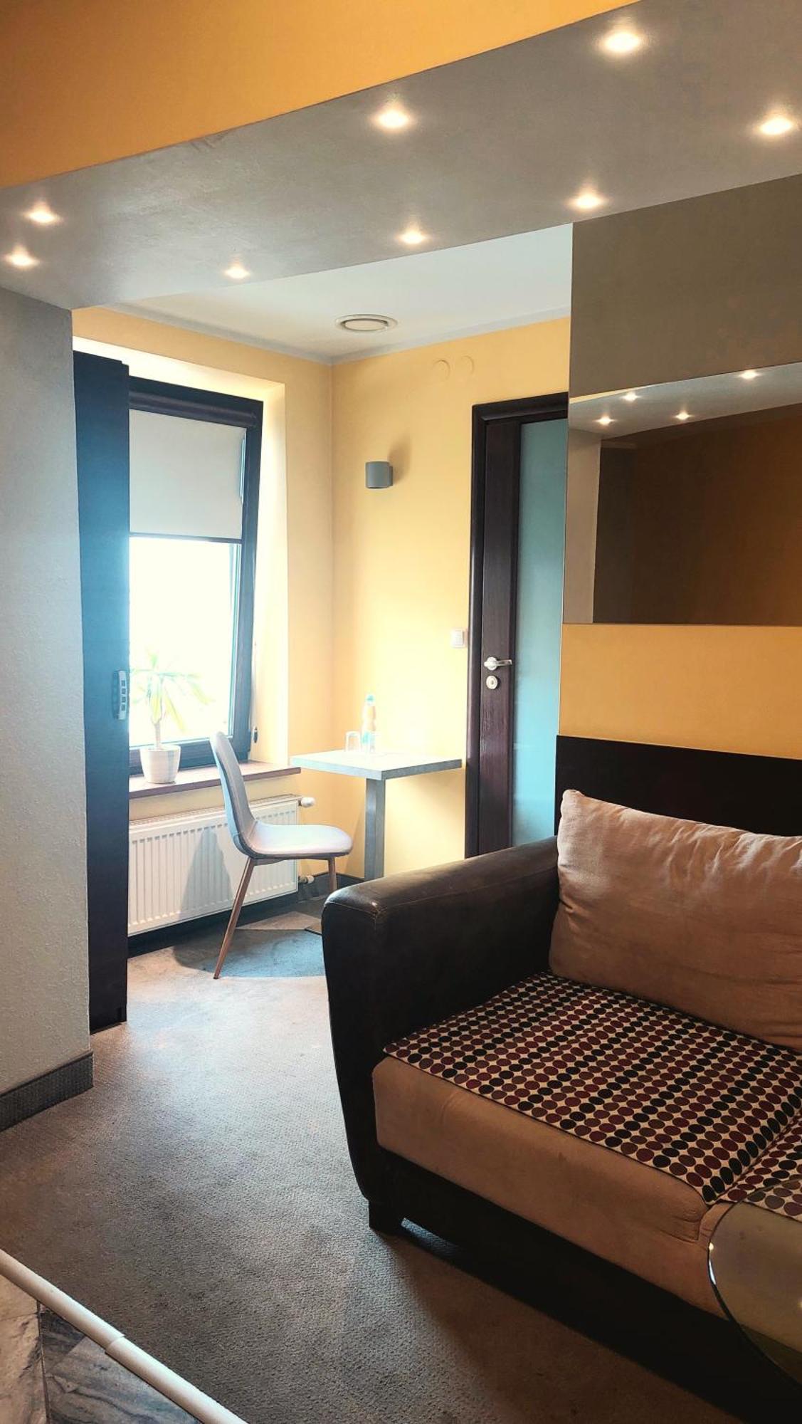 Atlantic Aparthotel Cracovie Extérieur photo